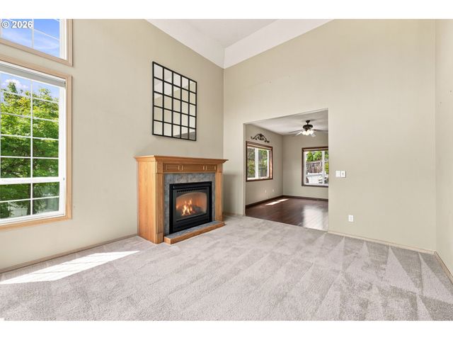 4818 Se WOODLAND Way, Gresham, OR 97080