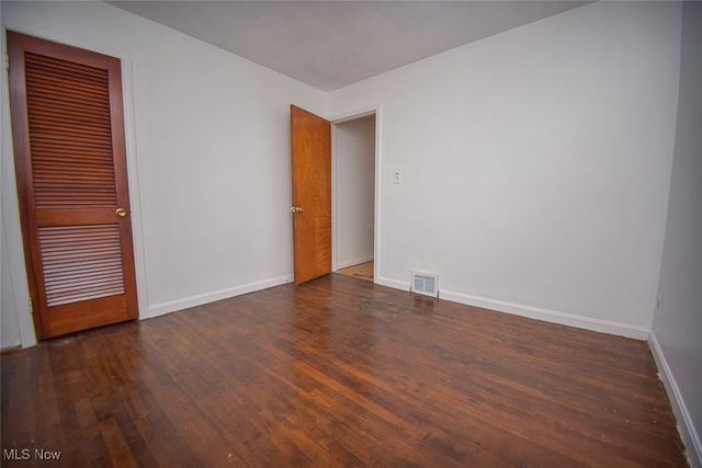 2901 Ralph Avenue, Cleveland, OH 44109