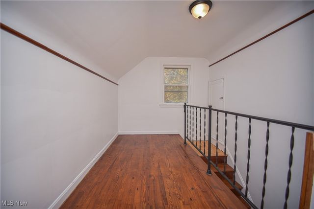 2901 Ralph Avenue, Cleveland, OH 44109