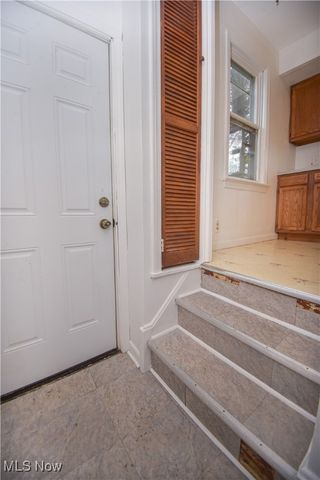 2901 Ralph Avenue, Cleveland, OH 44109