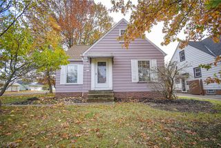 2901 Ralph Avenue, Cleveland, OH 44109