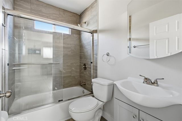 817 W 79th, Los Angeles, CA 90044