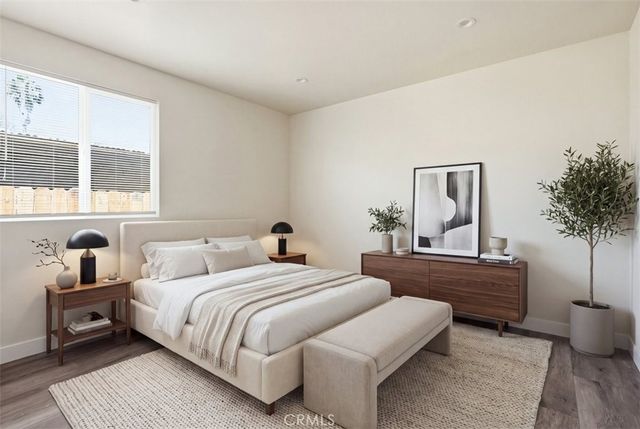 817 W 79th, Los Angeles, CA 90044