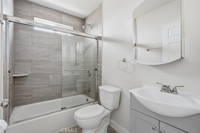 817 W 79th, Los Angeles, CA 90044