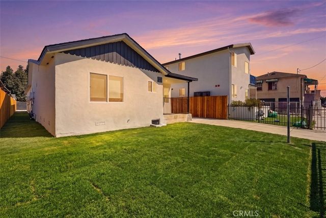817 W 79th, Los Angeles, CA 90044