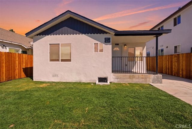 817 W 79th, Los Angeles, CA 90044