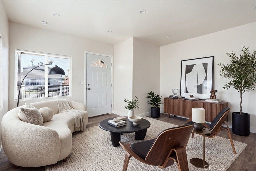 817 W 79th, Los Angeles, CA 90044 — photo 5