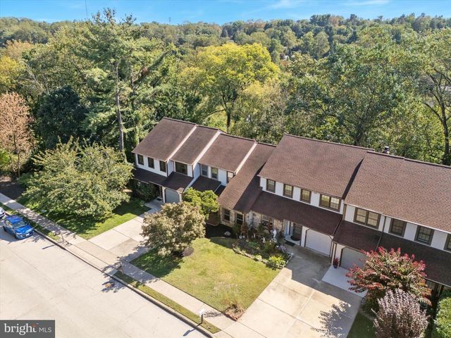 8612 TRUMBAUER DR, Glenside, PA 19038