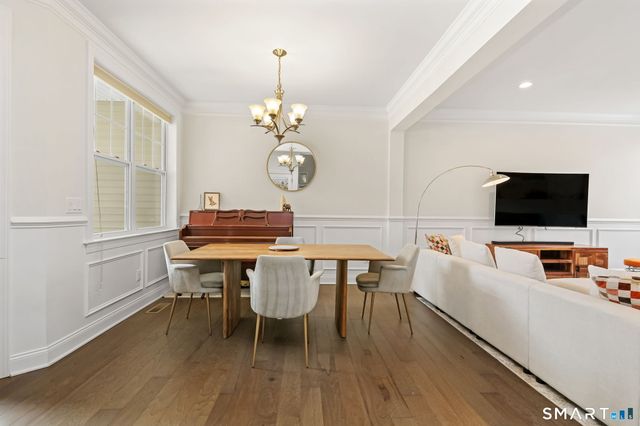 131 Winding Ridge Way 131, Danbury, CT 06810