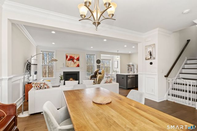 131 Winding Ridge Way 131, Danbury, CT 06810