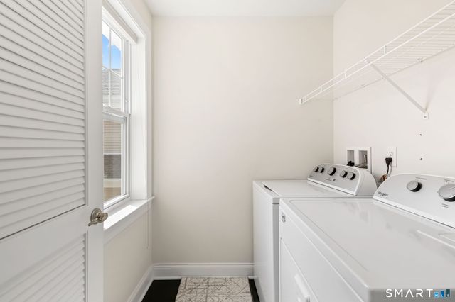 131 Winding Ridge Way 131, Danbury, CT 06810