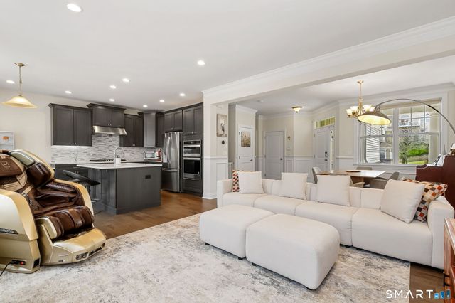 131 Winding Ridge Way 131, Danbury, CT 06810