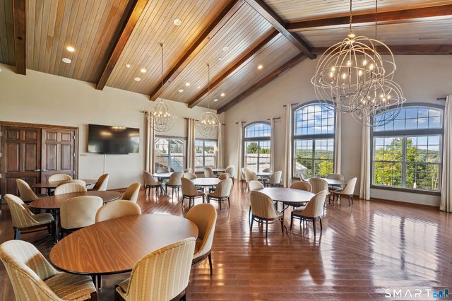 131 Winding Ridge Way 131, Danbury, CT 06810