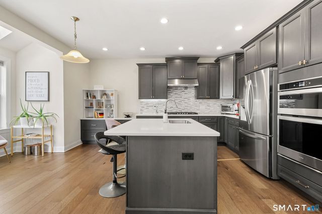 131 Winding Ridge Way 131, Danbury, CT 06810