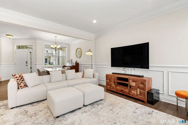 131 Winding Ridge Way 131, Danbury, CT 06810