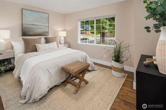10902 26th Avenue SW, Seattle, WA 98146