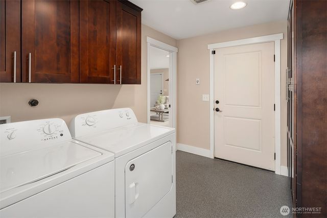 10902 26th Avenue SW, Seattle, WA 98146