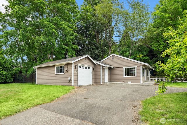 10902 26th Avenue SW, Seattle, WA 98146