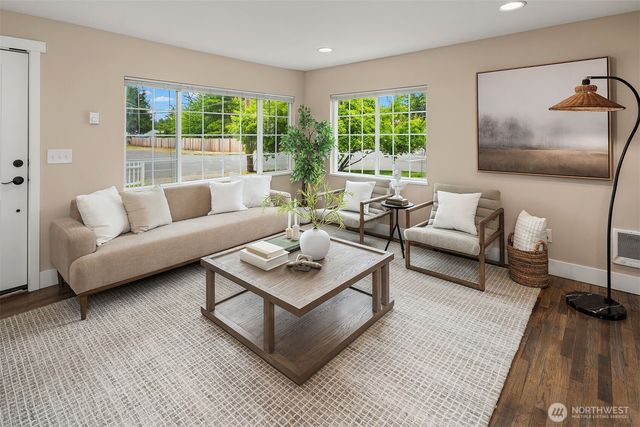 10902 26th Avenue SW, Seattle, WA 98146