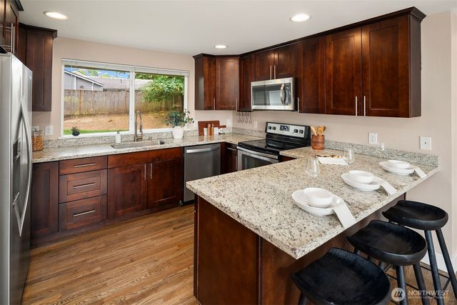 10902 26th Avenue SW, Seattle, WA 98146