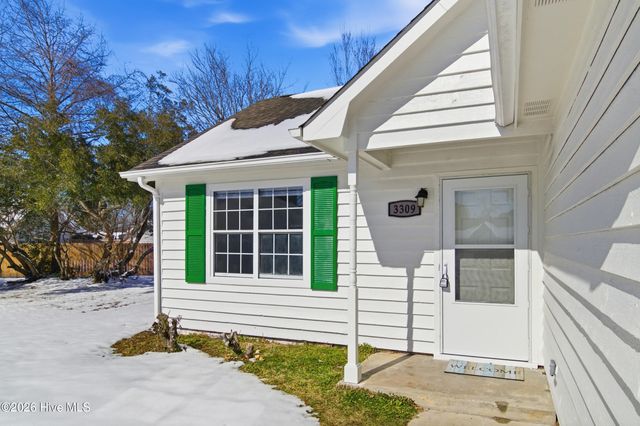 3309 Needle Rush Court, Castle Hayne, NC 28429