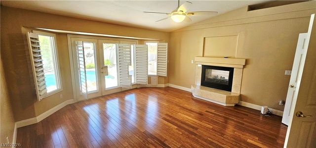9158 Amber Waves Street, Las Vegas, NV 89123