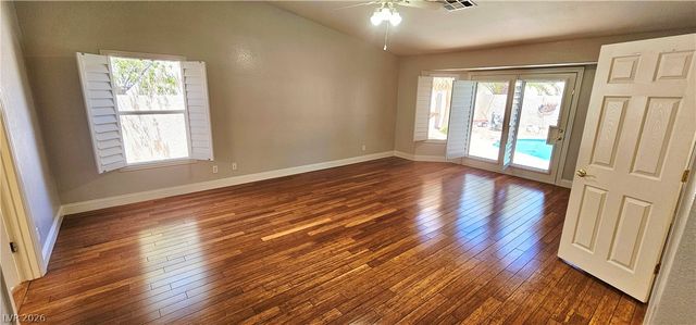 9158 Amber Waves Street, Las Vegas, NV 89123