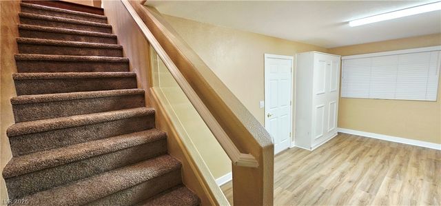 9158 Amber Waves Street, Las Vegas, NV 89123