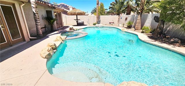 9158 Amber Waves Street, Las Vegas, NV 89123