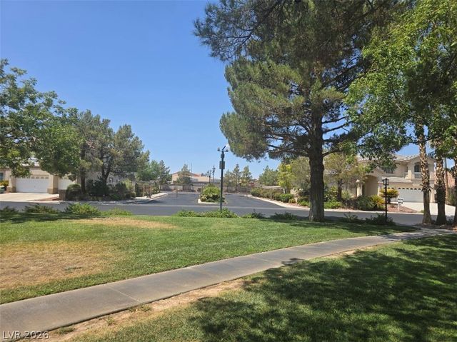 9158 Amber Waves Street, Las Vegas, NV 89123