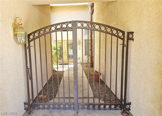 9158 Amber Waves Street, Las Vegas, NV 89123