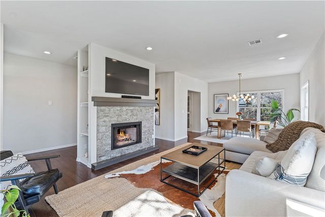 3 S Sawgrass Court, Rogers, AR 72758