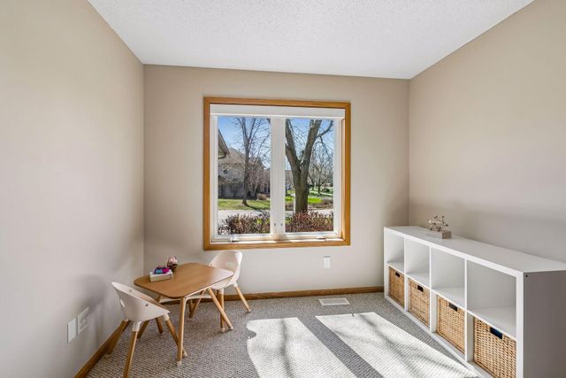 1350 Wintergreen Lane, Victoria, MN 55386