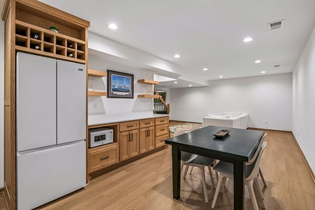 1350 Wintergreen Lane, Victoria, MN 55386