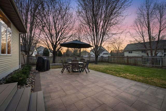 1350 Wintergreen Lane, Victoria, MN 55386