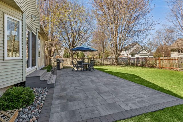 1350 Wintergreen Lane, Victoria, MN 55386