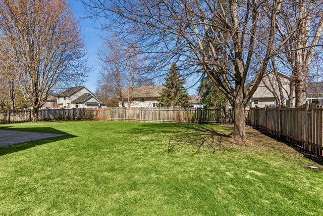 1350 Wintergreen Lane, Victoria, MN 55386