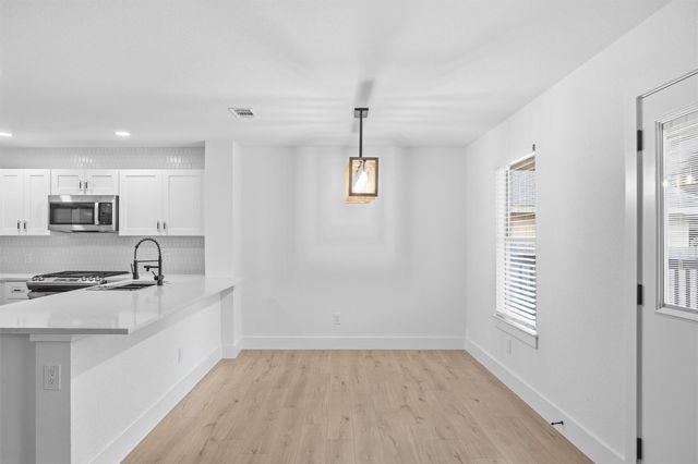 6708 Panda Royle DR, Del Valle, TX 78617