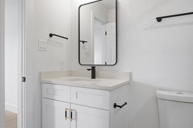 6708 Panda Royle DR, Del Valle, TX 78617