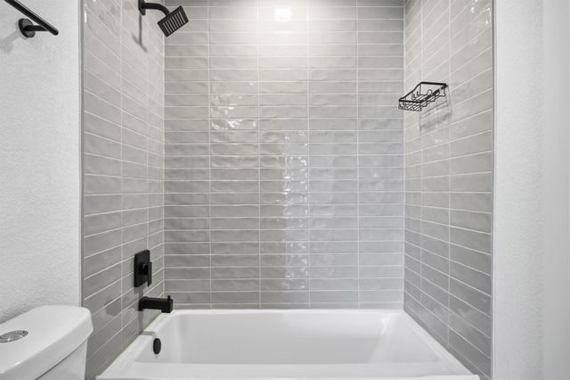 6708 Panda Royle DR, Del Valle, TX 78617