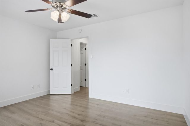 6708 Panda Royle DR, Del Valle, TX 78617