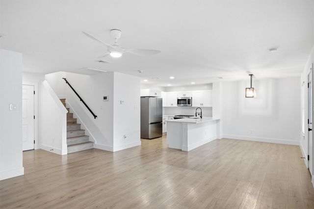 6708 Panda Royle DR, Del Valle, TX 78617