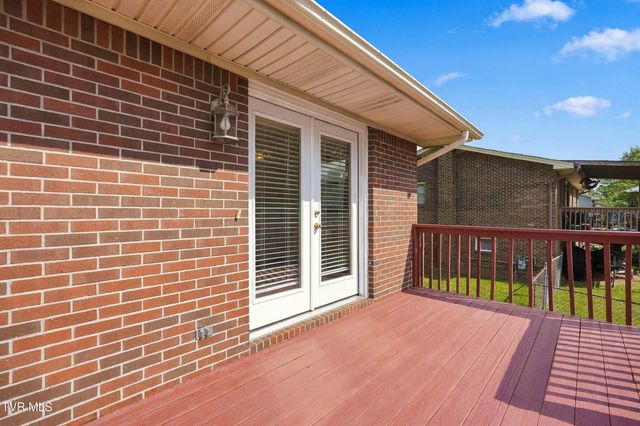 225 Ashley Drive, Bristol, VA 24201