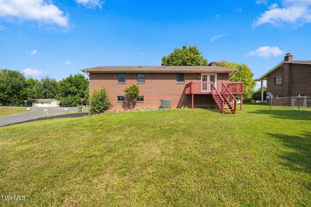 225 Ashley Drive, Bristol, VA 24201