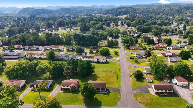 225 Ashley Drive, Bristol, VA 24201