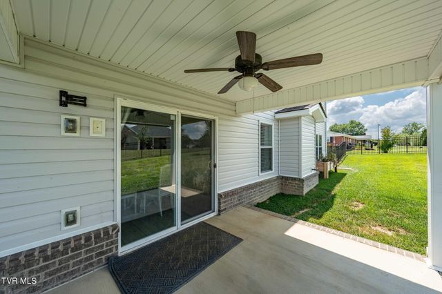 102 Mountain View Circle, Piney Flats, TN 37686