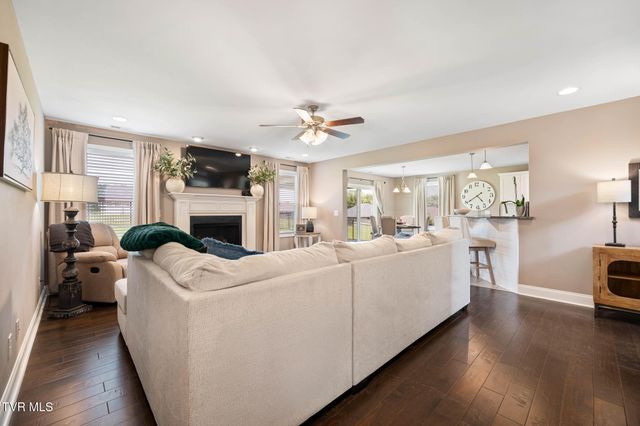 102 Mountain View Circle, Piney Flats, TN 37686