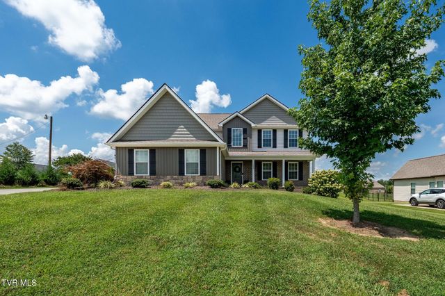 102 Mountain View Circle, Piney Flats, TN 37686