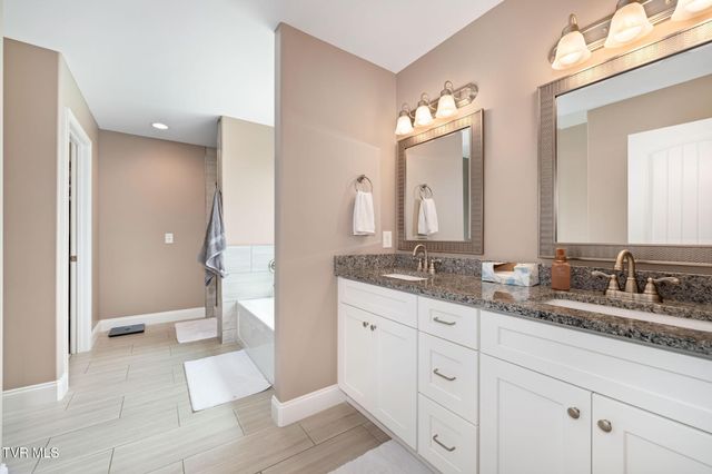 102 Mountain View Circle, Piney Flats, TN 37686