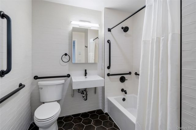 62-47 60th Street 1, Ridgewood, NY 11385